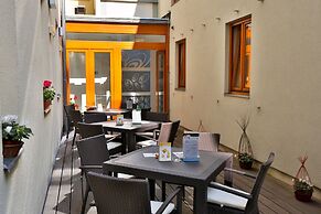 Hotel Pav