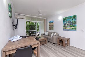 Seascape Holidays - Coral Apartments