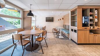 Premiere Classe Bourges (6 kms du centre-ville)