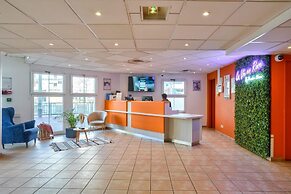 Kyriad ECO - Suresnes - La Défense