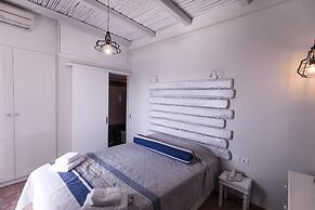 Villa Ilias Caldera Hotel