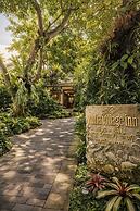 Yulia Village Inn