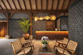 Yulia Village Inn