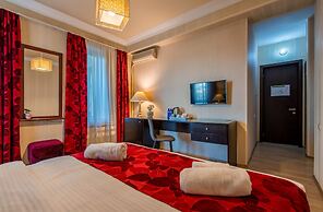 Iliani Hotel
