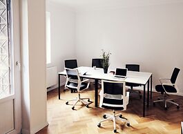 Iliani Hotel