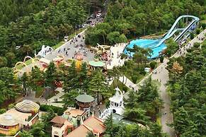 Iliani Hotel
