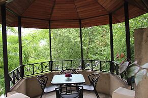 Iliani Hotel