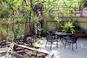 Iliani Hotel