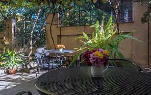 Iliani Hotel