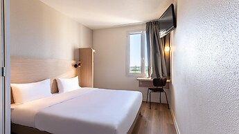 Kyriad ECO - Montreuil