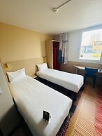 B&B HOTEL Saint-Witz Roissy