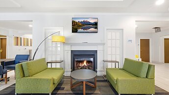 Holiday Inn Express & Suites Bethlehem Arpt-Allentown Area