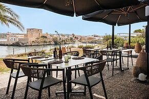 Mangia's Brucoli, Sicily, Autograph Collection
