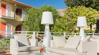 Perla del Golfo Resort