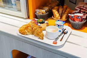 Premiere Classe Villejust - ZA Courtaboeuf