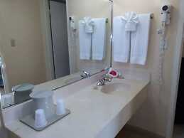 Royal Islander Hotel