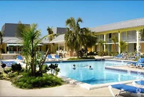 Royal Islander Hotel