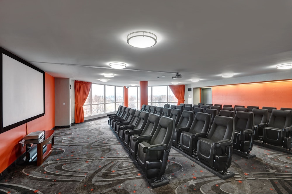 Residence and Conference Centre – Toronto