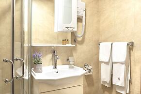 Maxim Boutique Hotel
