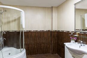 Maxim Boutique Hotel