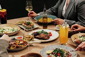 Courtyard by Marriott Prague Airport