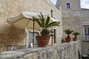 S. Martin Hotel