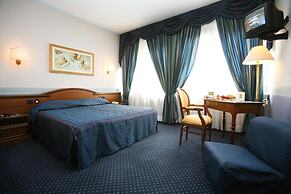 Cristallo Hotel
