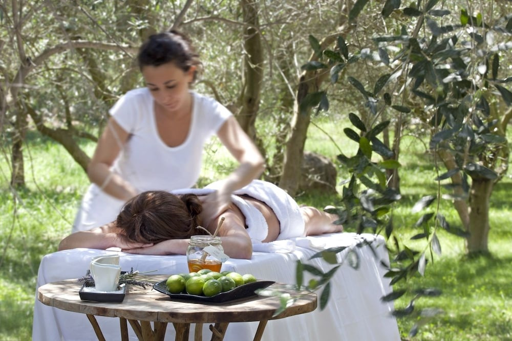 Aquapetra Resort and Spa