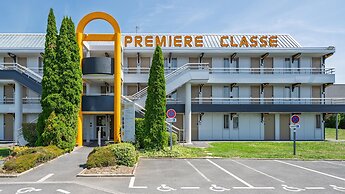 Premiere Classe Niort Est - La Crèche