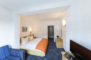 Hansa Hotel