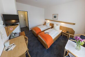 Hansa Hotel
