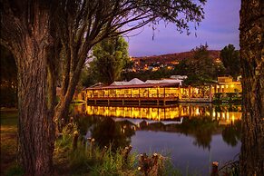 Hotel El Lago by Luoxo