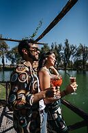 Hotel El Lago by Luoxo