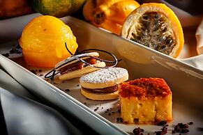 Hotel El Lago by Luoxo