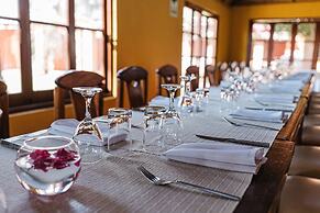 Hotel El Lago by Luoxo