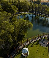 Hotel El Lago by Luoxo
