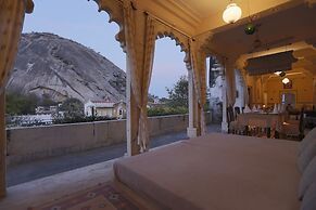 Rawla Narlai