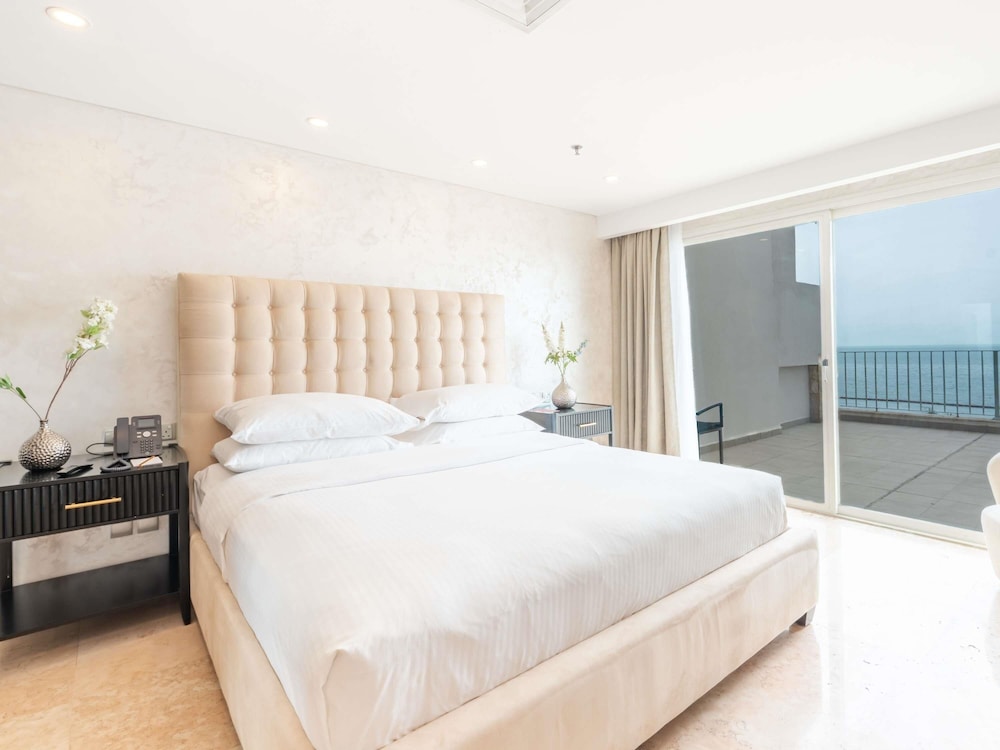 Mövenpick Hotel & Resort Al Bida'a Kuwait