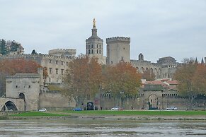 Premiere Classe Avignon Sud - Parc des Expositions