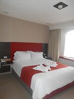 Hotel Puente Real