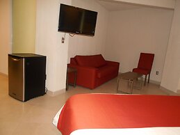 Hotel Puente Real