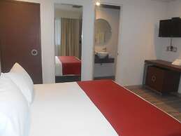 Hotel Puente Real