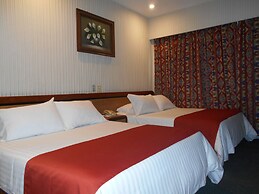 Hotel Puente Real