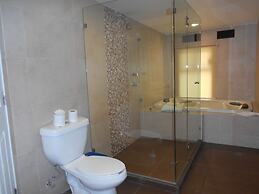 Hotel Puente Real