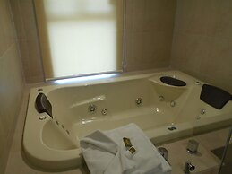 Hotel Puente Real
