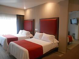 Hotel Puente Real
