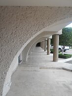 Hotel Puente Real