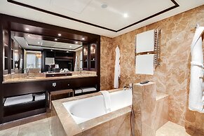 Hyatt Regency Kyiv