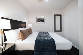 Gilmer Apartment Hotel