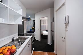 Gilmer Apartment Hotel